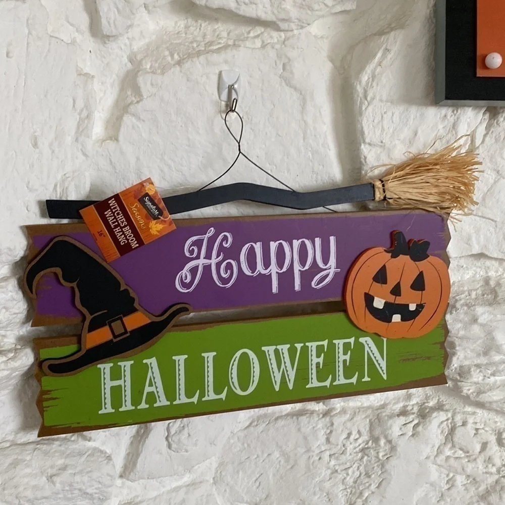 NWT WITCHES HANGING BROOM SIGN